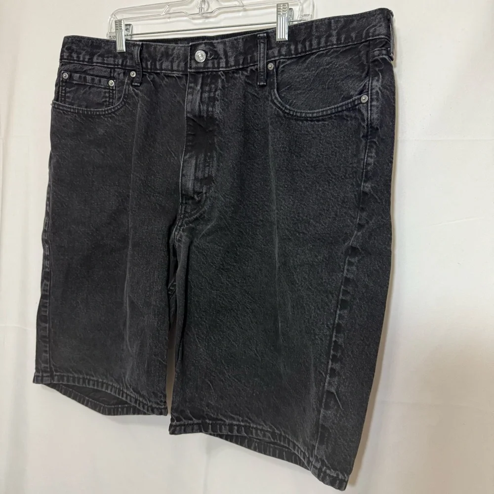 Men's Levi’s Black Jean Shorts W44